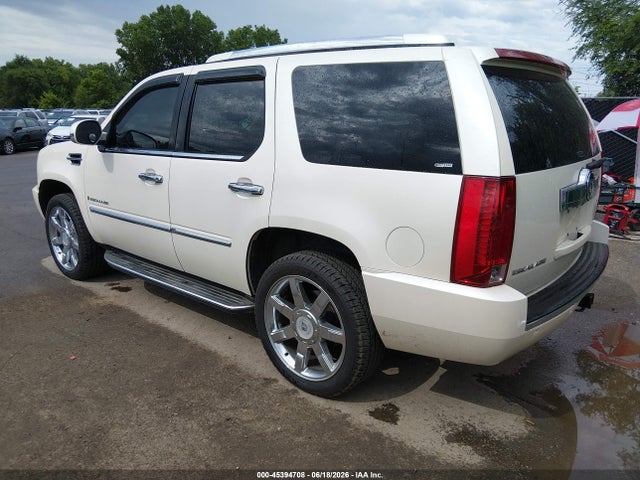 2007 Cadillac Escalade მანქანა იყიდება აუქციონზე, vin: 1GYFK63867R249458, აუქციონის ნომერი: 45394708
