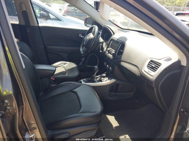 Jeep Compass Latitude 4x4 2018 3C4NJDBB9JT177871 Image 5