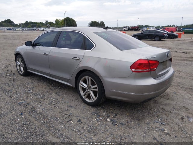 2014 Volkswagen Passat 2.0l Tdi Sel Premium მანქანა იყიდება აუქციონზე, vin: 1VWCN7A38EC060675, აუქციონის ნომერი: 45394714