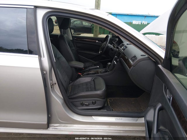 2014 Volkswagen Passat 2.0l Tdi Sel Premium მანქანა იყიდება აუქციონზე, vin: 1VWCN7A38EC060675, აუქციონის ნომერი: 45394714