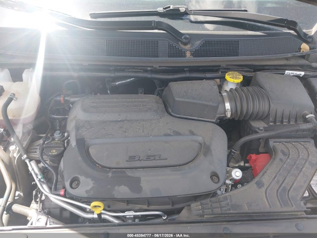 2C4RC1BG1SR611629 Chrysler Pacifica Select