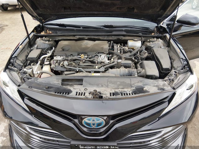 4T1B21HK2JU001302 Toyota Camry Hybrid Xle