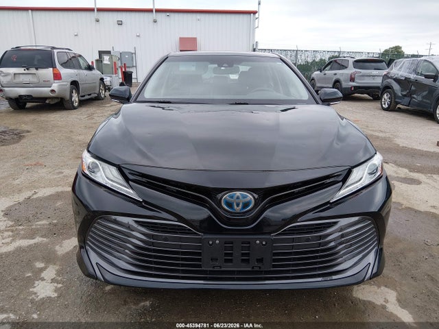 4T1B21HK2JU001302 Toyota Camry Hybrid Xle