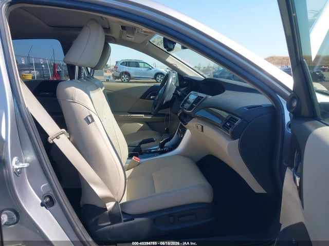JHMCR6F75HC016679 Honda Accord Hybrid Touring