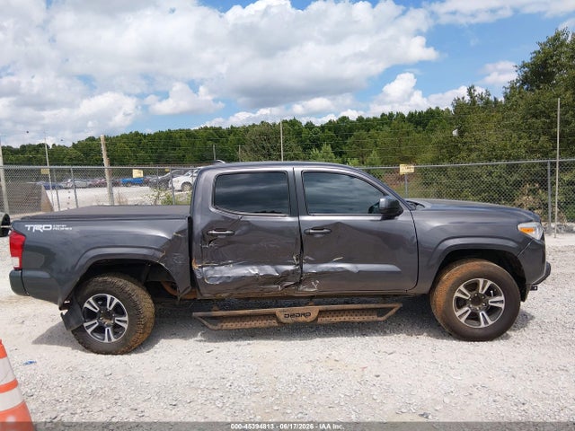 5TFAX5GN3HX084994 Toyota Tacoma Sr