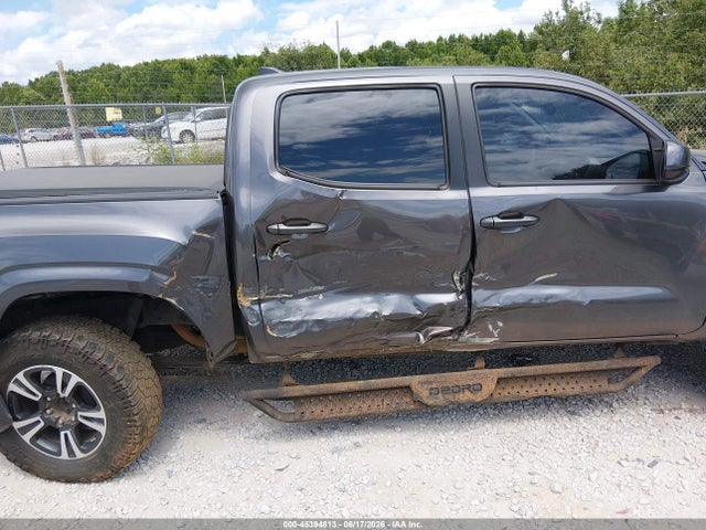 5TFAX5GN3HX084994 Toyota Tacoma Sr