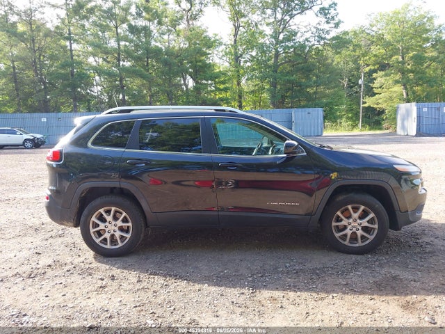 Продажа на аукционе авто 2016 Jeep Cherokee Latitude, vin: 1C4PJMCB7GW219125, номер лота: 45394816