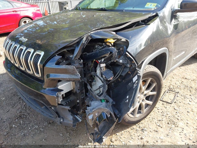Продажа на аукционе авто 2016 Jeep Cherokee Latitude, vin: 1C4PJMCB7GW219125, номер лота: 45394816