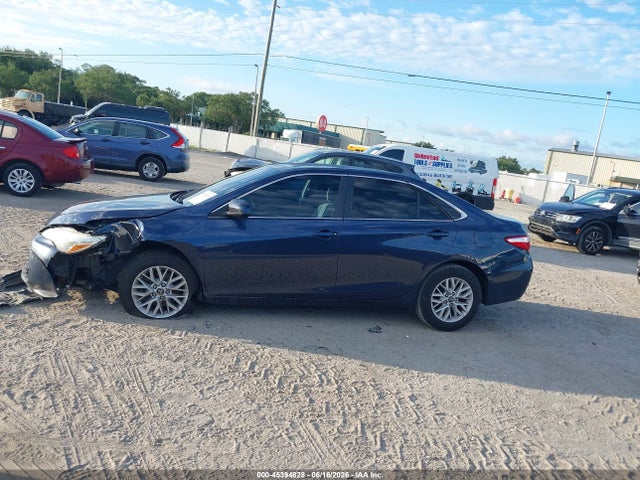 Продаж на аукціоні авто 2016 Toyota Camry Le, vin: 4T4BF1FK5GR571235, номер лоту: 45394828