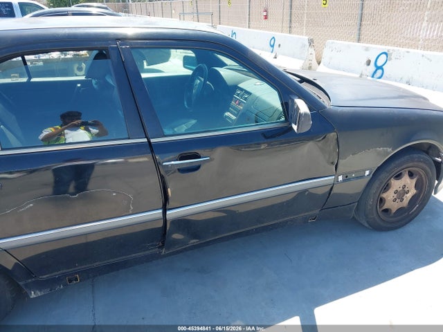 Продаж на аукціоні авто 1998 Mercedes-benz C 230, vin: WDBHA23G1WA596273, номер лоту: 45394841