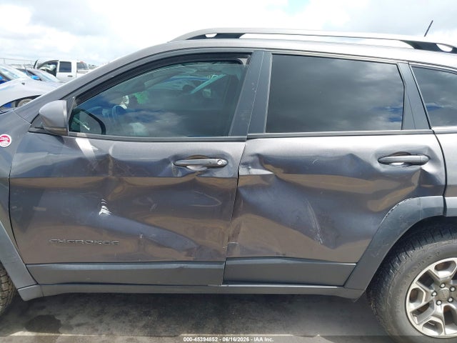 2021 Jeep Cherokee Trailhawk 4x4 მანქანა იყიდება აუქციონზე, vin: 1C4PJMBXXMD191180, აუქციონის ნომერი: 45394852