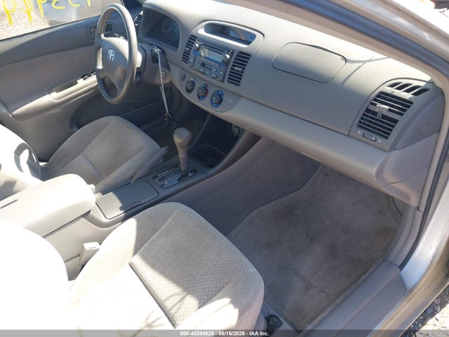 Продажа на аукционе авто 2002 Toyota Camry Le V6, vin: 4T1BF32K92U032718, номер лота: 45394925