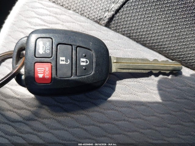 Toyota COROLLA LE 2017 2T1BURHEXHC864993 Image 11