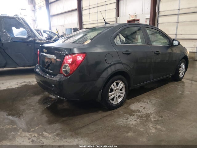 Chevrolet Sonic Lt Auto 2014 1G1JC5SB8E4121813 Image 4