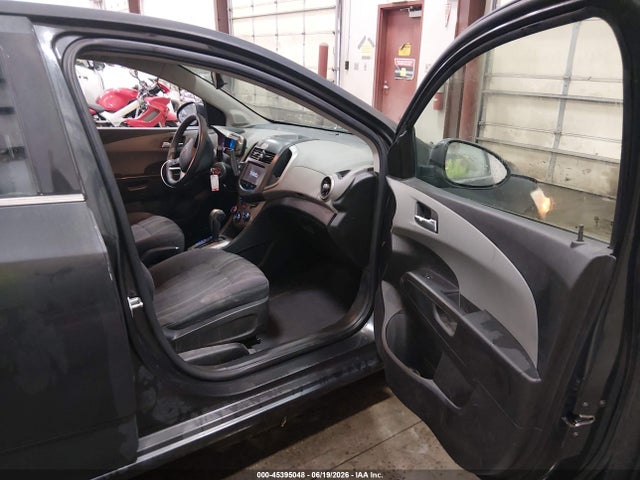 Chevrolet Sonic Lt Auto 2014 1G1JC5SB8E4121813 Image 5