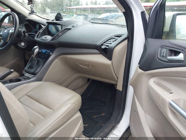1FMCU0GX7GUA22094 Ford ESCAPE SE