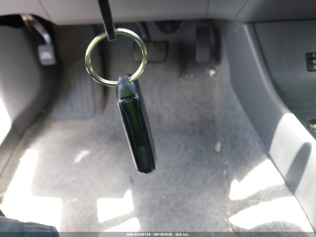 45395124 :رقم المزاد ، JTDKN3DU2A0184920 vin ، 2010 Toyota Prius Iv مزاد بيع