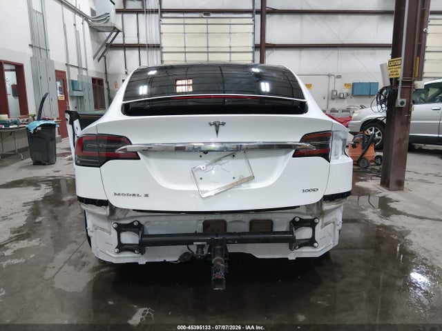 Tesla Model X 100d/75d/p100d 2018 5YJXCDE23JF140599 Image 17