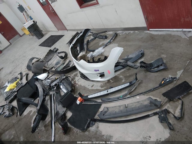 Tesla Model X 100d/75d/p100d 2018 5YJXCDE23JF140599 Image 12
