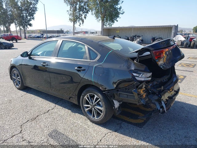 KIA Forte Lxs 2023 3KPF24AD9PE665560 Image 3