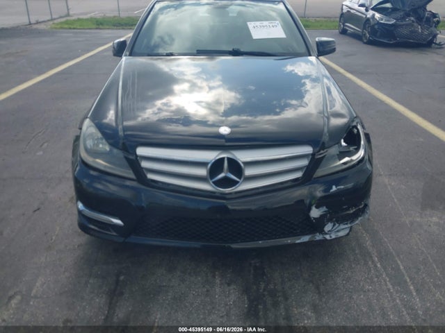 Продаж на аукціоні авто 2012 Mercedes-benz C 300 Sport 4matic, vin: WDDGF8BB9CA696579, номер лоту: 45395149