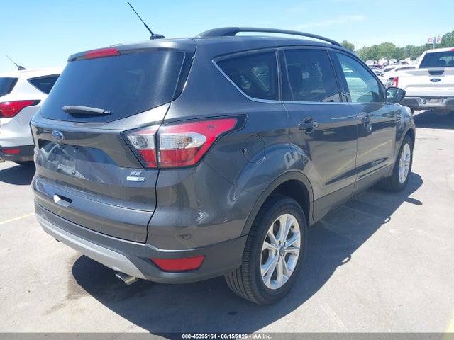 1FMCU9GD7JUC38836 Ford ESCAPE SE