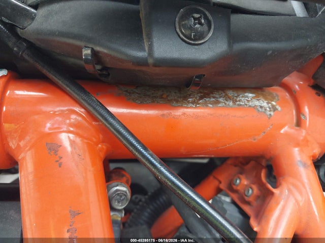 KTM 390 Duke 2018 MD2JPJ40XJC257208 Image 10