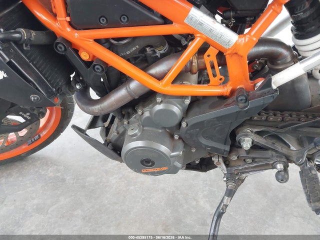 KTM 390 Duke 2018 MD2JPJ40XJC257208 Image 9