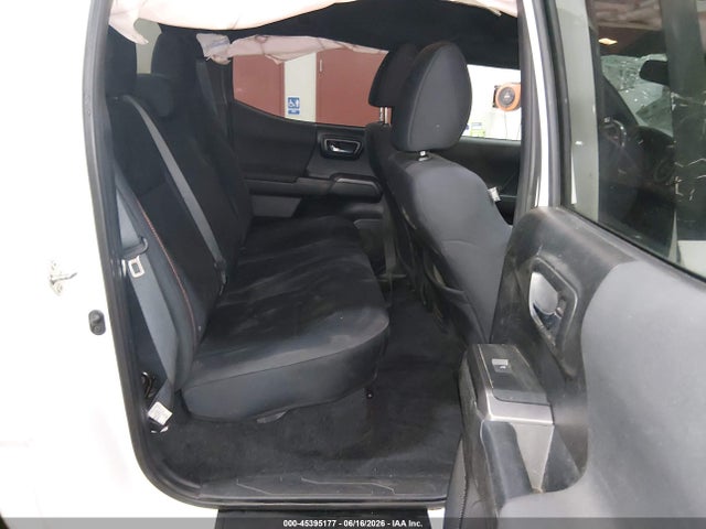 3TMCZ5AN4JM134843 Toyota Tacoma Trd Off Road