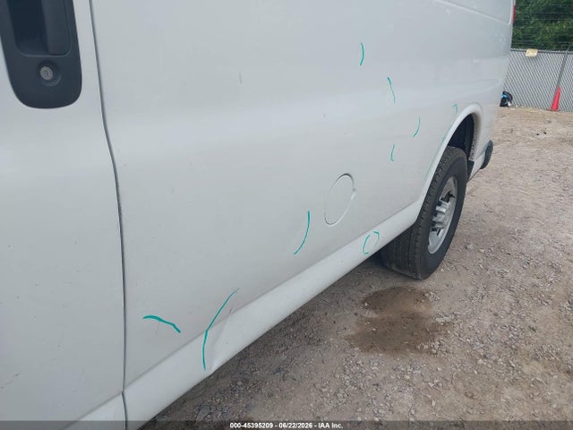 2017 Chevrolet Express 2500 Work Van მანქანა იყიდება აუქციონზე, vin: 1GCWGAFFXH1223384, აუქციონის ნომერი: 45395209