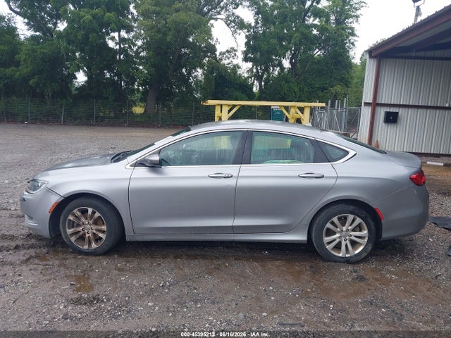 Продажа на аукционе авто 2016 Chrysler 200 Limited, vin: 1C3CCCAB7GN126671, номер лота: 45395213
