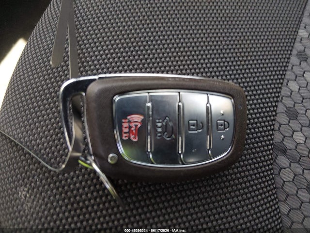 45395234 :رقم المزاد ، KMHC75LC8HU054593 vin ، 2017 Hyundai Ioniq Hybrid Sel مزاد بيع