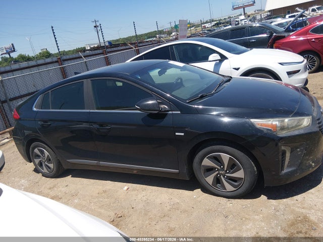 45395234 :رقم المزاد ، KMHC75LC8HU054593 vin ، 2017 Hyundai Ioniq Hybrid Sel مزاد بيع
