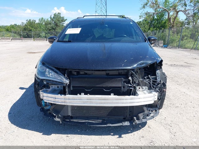 Продажа на аукционе авто 2018 Chrysler Pacifica Touring L, vin: 2C4RC1BG7JR351400, номер лота: 45395247