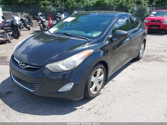 Продаж на аукціоні авто 2013 Hyundai Elantra Gls, vin: 5NPDH4AE1DH406549, номер лоту: 45395252