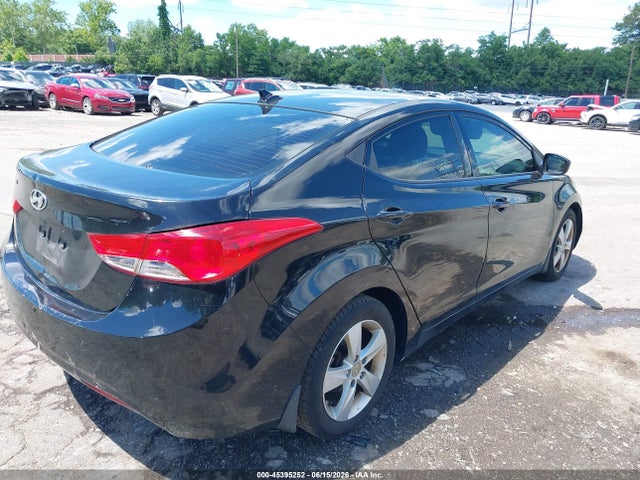 Продаж на аукціоні авто 2013 Hyundai Elantra Gls, vin: 5NPDH4AE1DH406549, номер лоту: 45395252