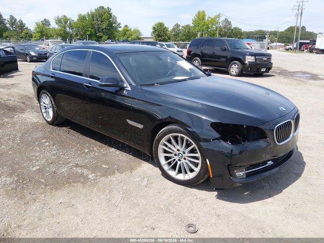 2015 Bmw 750li მანქანა იყიდება აუქციონზე, vin: WBAYE8C55FD782322, აუქციონის ნომერი: 45395256