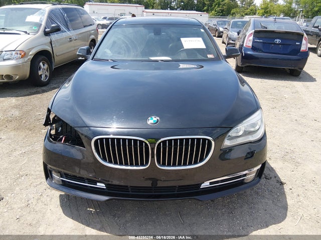 2015 Bmw 750li მანქანა იყიდება აუქციონზე, vin: WBAYE8C55FD782322, აუქციონის ნომერი: 45395256