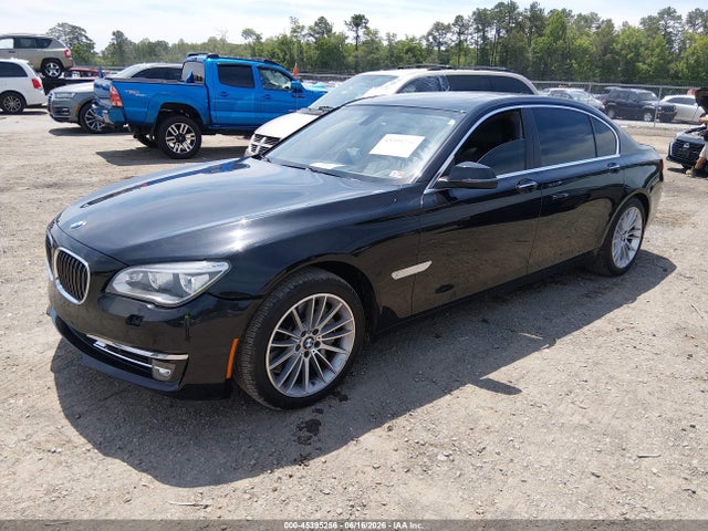 2015 Bmw 750li მანქანა იყიდება აუქციონზე, vin: WBAYE8C55FD782322, აუქციონის ნომერი: 45395256