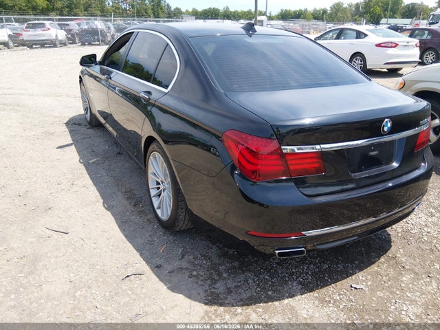 2015 Bmw 750li მანქანა იყიდება აუქციონზე, vin: WBAYE8C55FD782322, აუქციონის ნომერი: 45395256