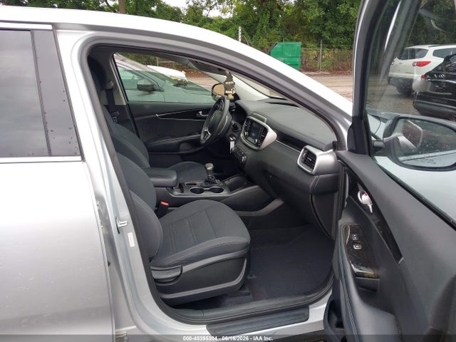 Auction sale of the 2019 Kia Sorento 2.4l Lx, vin: 5XYPG4A30KG512946, lot number: 45395304