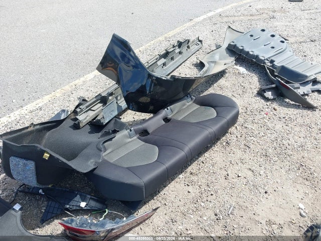 45395305 :رقم المزاد ، 4T1C11AK4NU667827 vin ، 2022 Toyota Camry Le مزاد بيع