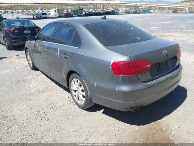 2013 Volkswagen Jetta 2.5l Se მანქანა იყიდება აუქციონზე, vin: 3VWDP7AJ2DM451430, აუქციონის ნომერი: 45395327