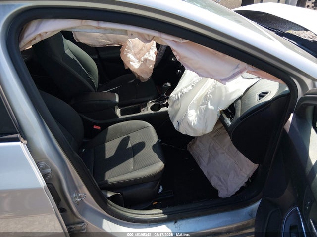1G1BC5SM2K7122472 Chevrolet CRUZE LS