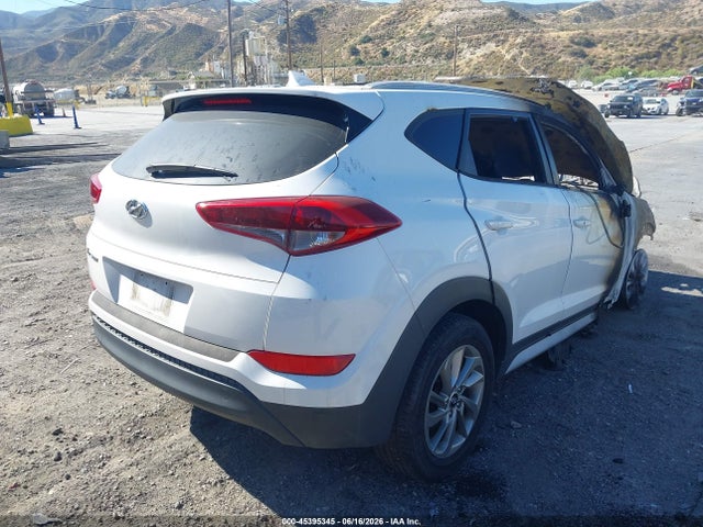 Hyundai Tucson Se Plus 2017 KM8J33A44HU562515 Image 4