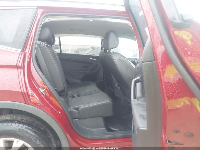 Продажа на аукционе авто 2018 Volkswagen Tiguan 2.0t Se/2.0t Sel, vin: 3VV3B7AX9JM158882, номер лота: 45395358