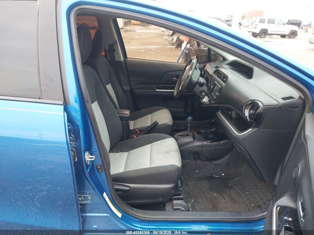 2016 Toyota Prius C Two მანქანა იყიდება აუქციონზე, vin: JTDKDTB33G1115573, აუქციონის ნომერი: 45395366