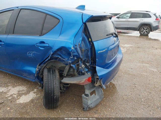 2016 Toyota Prius C Two მანქანა იყიდება აუქციონზე, vin: JTDKDTB33G1115573, აუქციონის ნომერი: 45395366