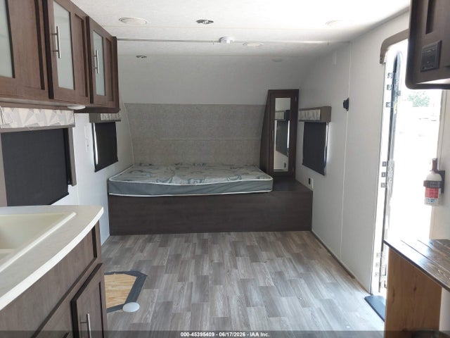 Forest River Cruise Lite 2020 4X4TSMB21L7420725 Image 8