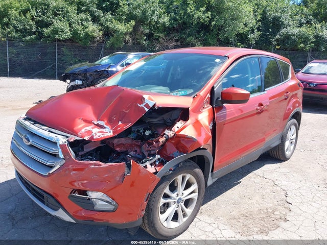 45395419 :رقم المزاد ، 1FMCU9GD0KUA58342 vin ، 2019 Ford Escape Se مزاد بيع
